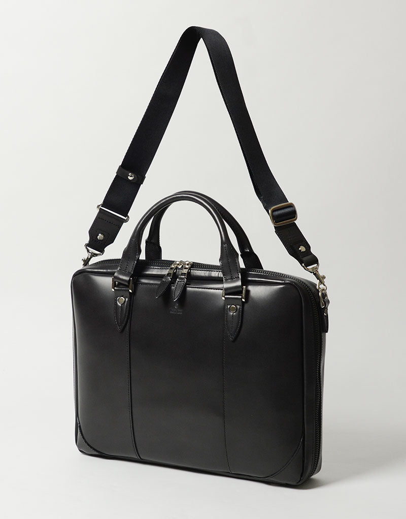 マスターピースのブリーフケース「Folder」