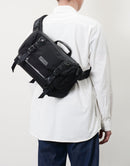 潜在的Messenger Bag No.01756-V3
