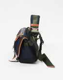 潜在的Messenger Bag No.01756-V3