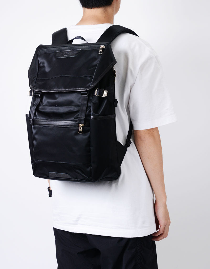 Progress flap backpack No.02406