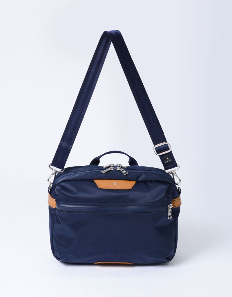 Progress shoulder bag/2nd layer M No.02407