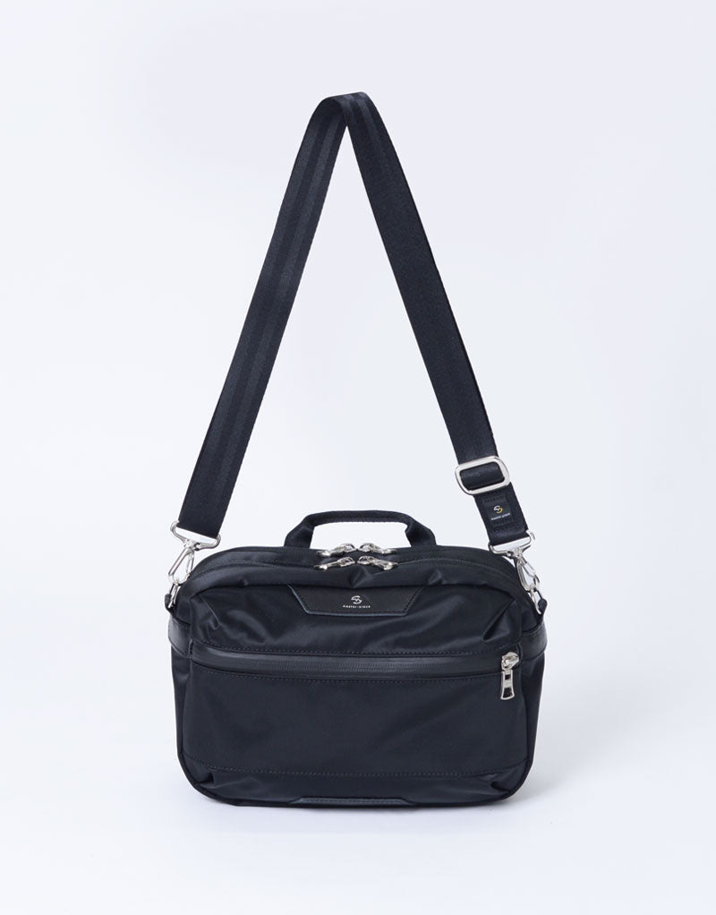 Progress shoulder bag/2nd layer S No.02408