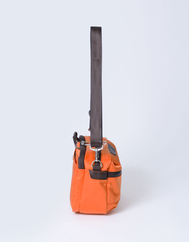 Progress shoulder bag/2nd layer S No.02408