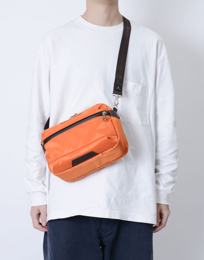 Progress shoulder bag/2nd layer S No.02408