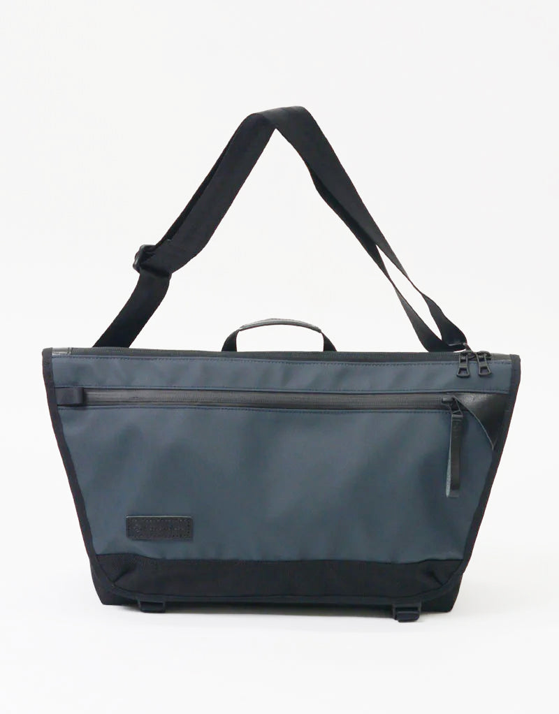 Slick Messenger Bag No.02487 ｜master-piece | マスターピース公式サイト