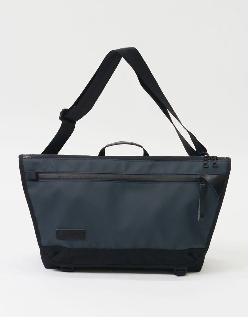 Slick Messenger Bag No.02487 |master-piece | マスターピース公式サイト Slick Messenger Bag No.02487 |master-piece | マスターピース公式サイト