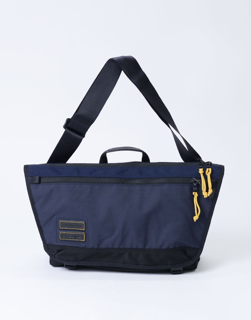 UNIVERSAL WORKS × MASTER-PIECE Messenger bag No.MP31227