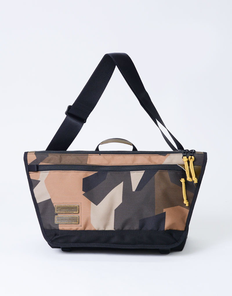 UNIVERSAL WORKS × MASTER-PIECE Messenger bag No.MP31227