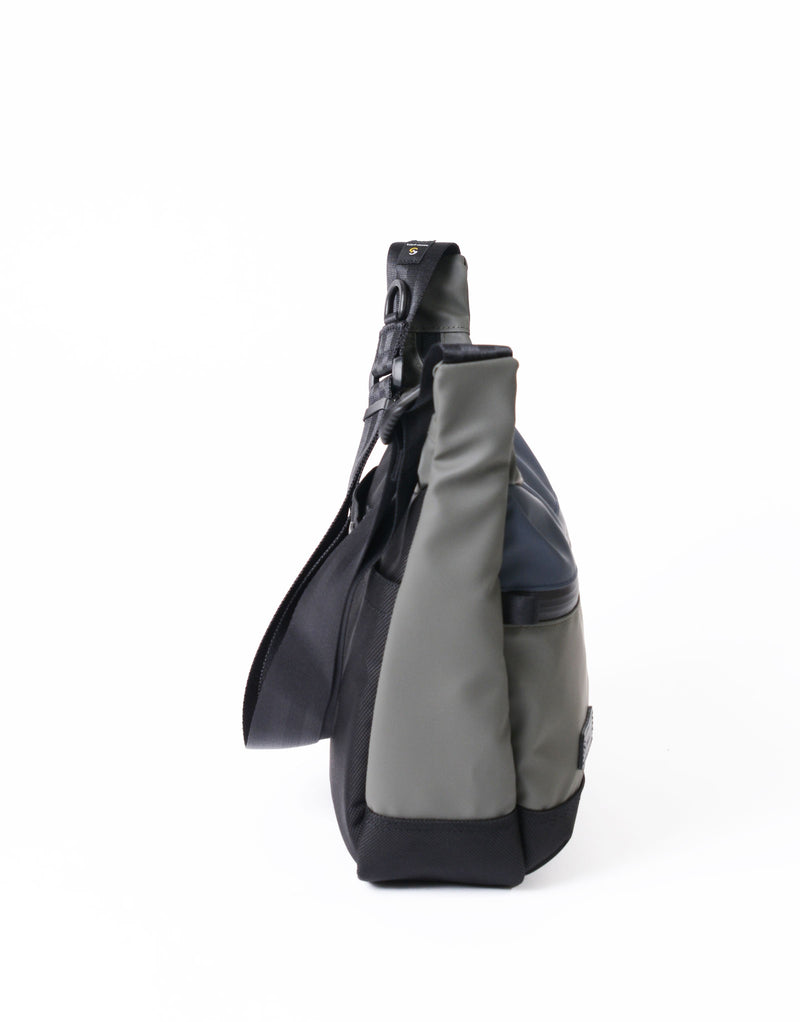 Slick ショルダーバッグ No.02492