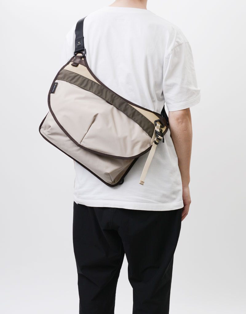 face Shoulder Bag No.02872