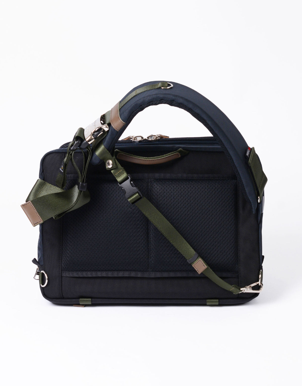 Grave Messenger Bag No.03172 ｜master-piece | マスターピース公式サイト