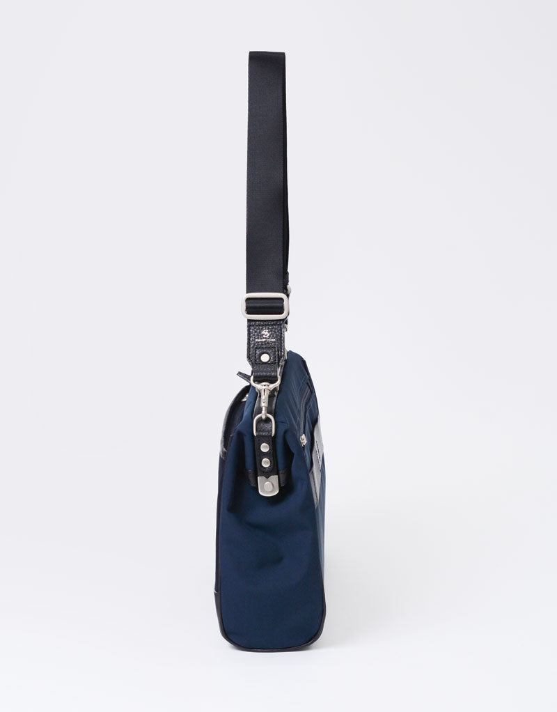 tact ver.2 2way Shoulder Bag No.04025-v2 ｜master-piece | マスターピース公式サイト