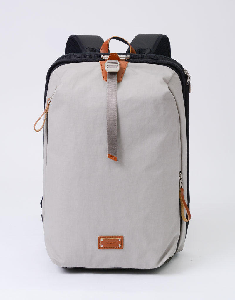 Bump Backpack L No.04070