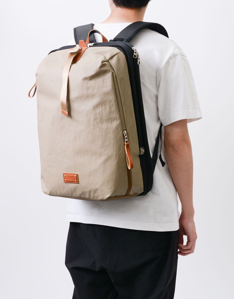 Bump Backpack L No.04070