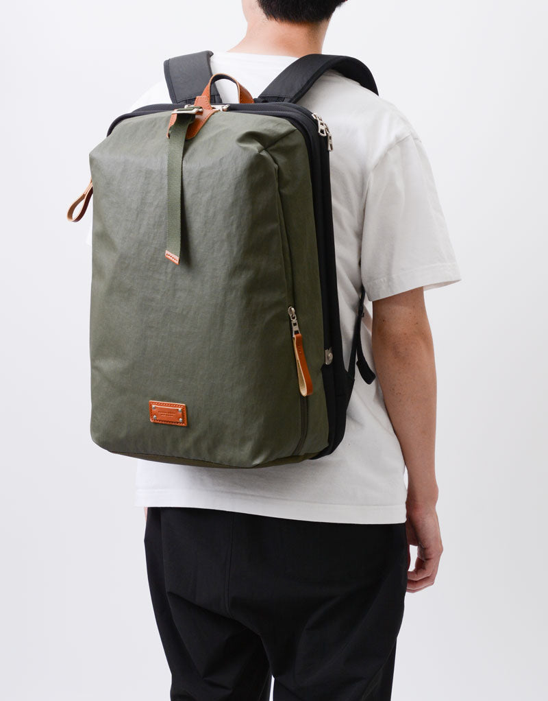 Bump Backpack L No.04070