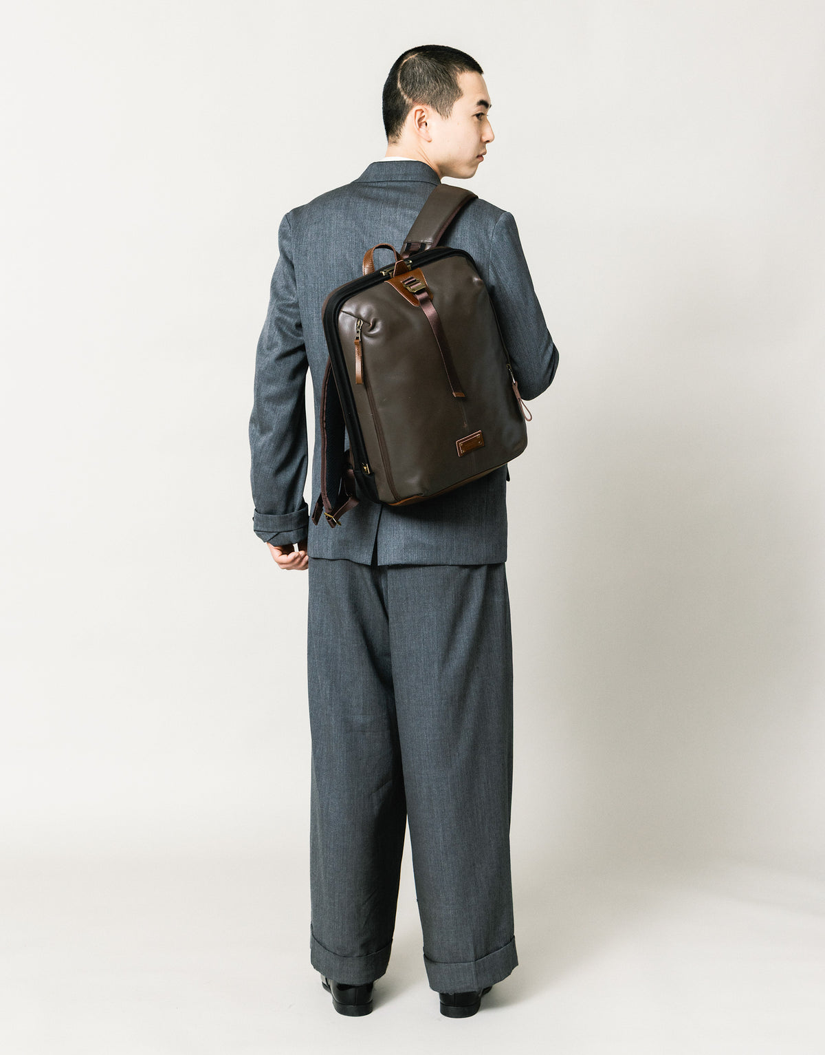 Bump leather ver. Backpack M No.04071-l ｜master-piece