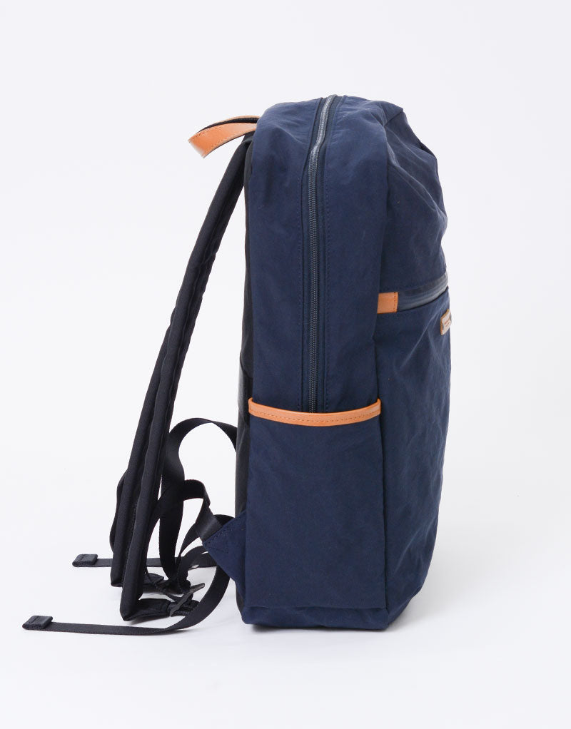 ROOT Square Daypack No.289031