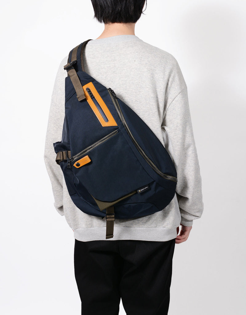 CIRCUS Wide Sling Bag No.310084 ｜master-piece | マスターピース
