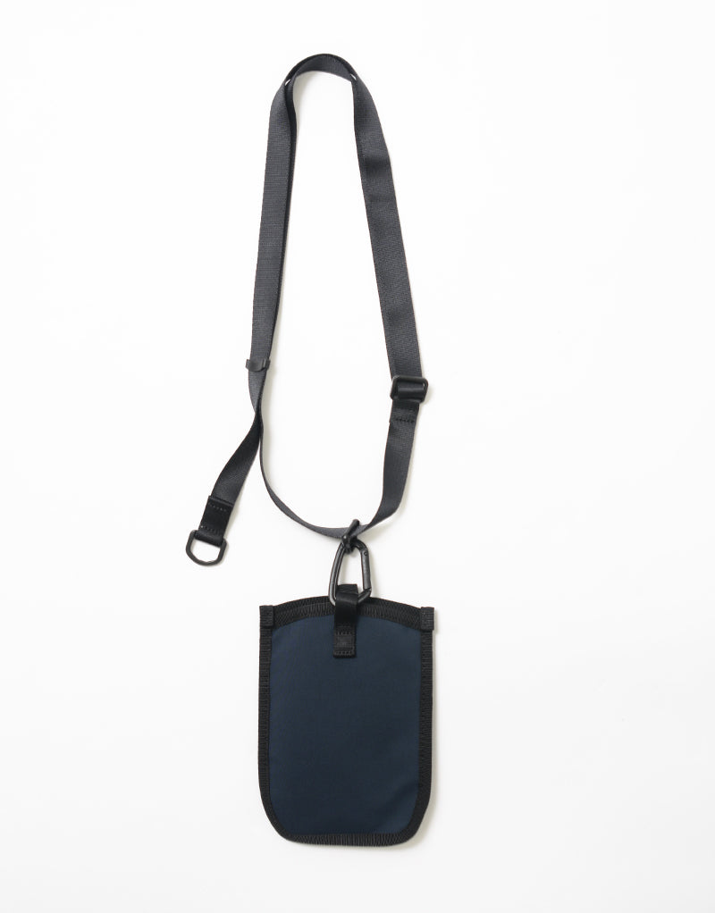 Face pouch shoulder bag