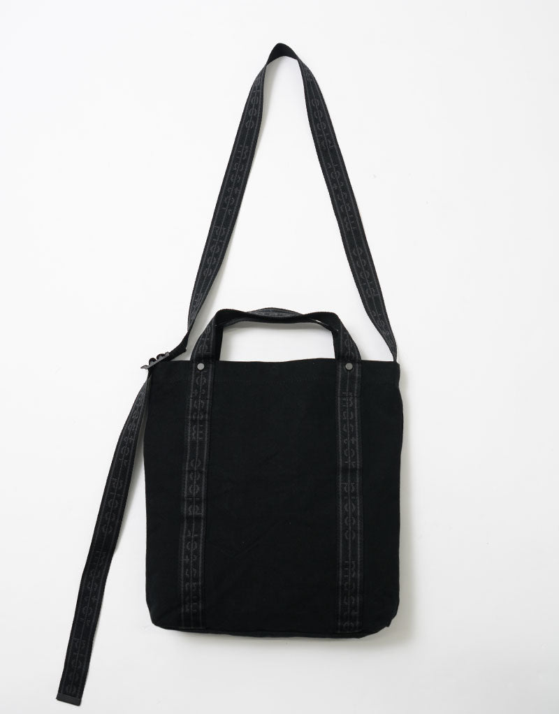 M shoulder bag M